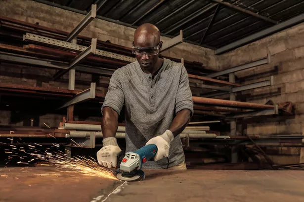 Bosch GWS 700 Angle Grinder