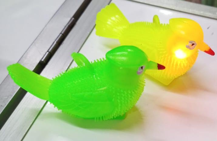 Bird Puffer Balls with Light and Sound