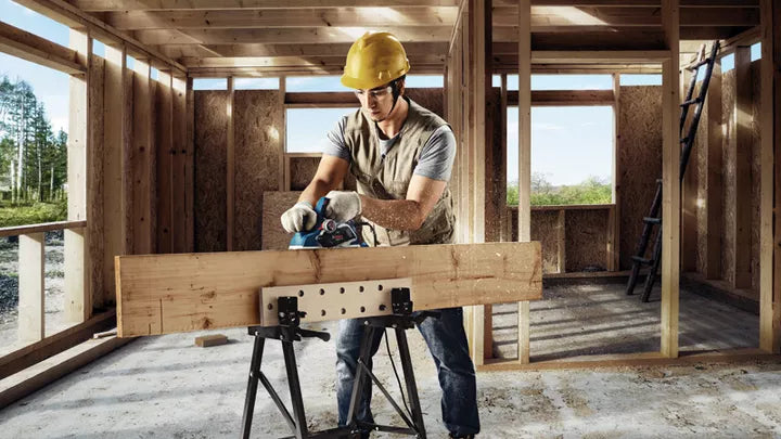 Bosch  GHO 700 Professional  Electric Planer (06015A90K1)