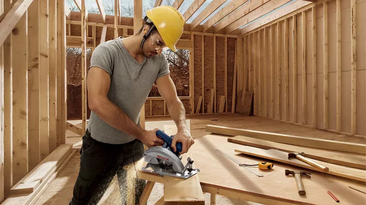 Bosch GKS 140 Professional Handheld Circular Saw (06016B30L1)