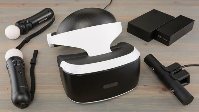 Sony PS4 Accessory VR Headset + Camera + VR Worlds + Move Motion Twin Controller