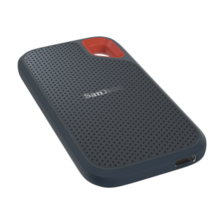 SanDisk 2TB Extreme Portable External SSD ( SDSSDE60-2T00-G25)