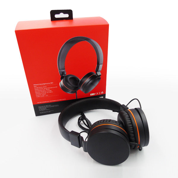 Itel E81 Wired Headphone- 9 hours playback time, AUX and memory card input support, Built-In controls, and mic
