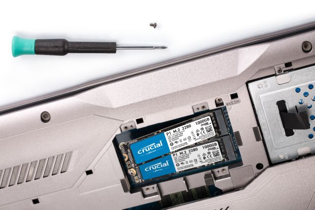CRUCIAL P1 1TB INTERNAL SSD M.2 PCIe Gen 3*4 NVMe 2280 (CT1000P1SSD8)